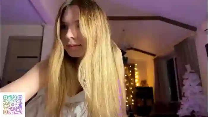 chloe_show