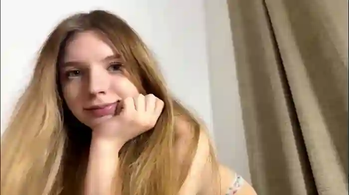 chloe_show
