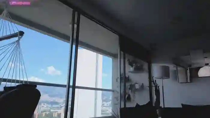 Mandi4pole