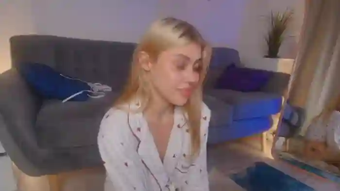 Kira_Moon
