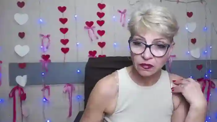 holly-incredible
