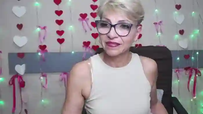 holly-incredible