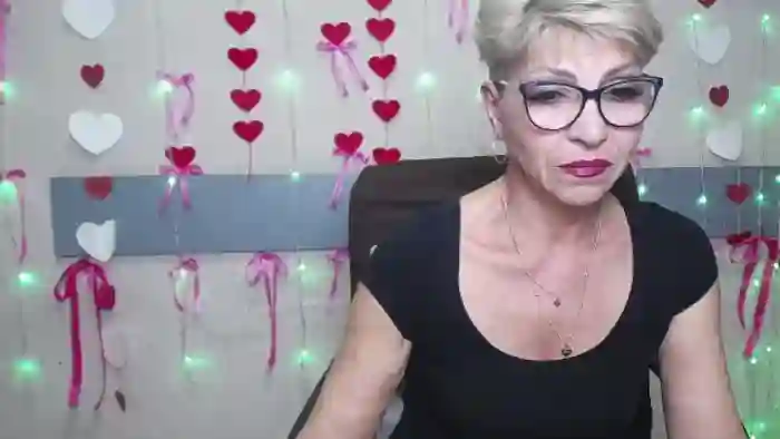 holly-incredible