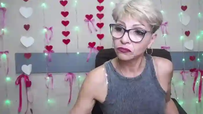 holly-incredible