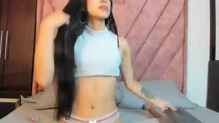 mia-and-eva-whatsson