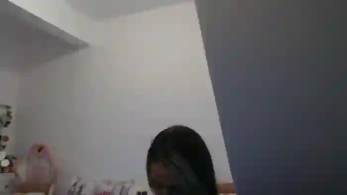 nicole-angeles