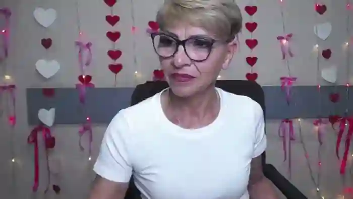 holly-incredible