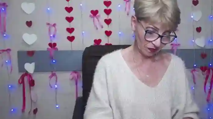 holly-incredible