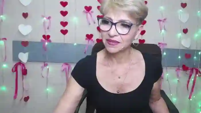 holly-incredible