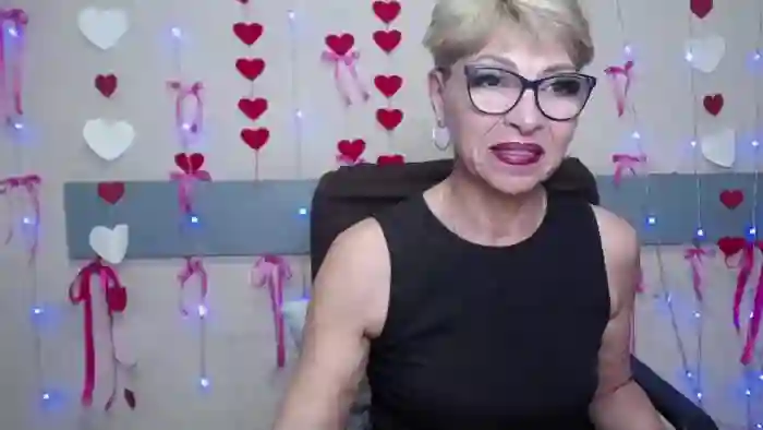 holly-incredible