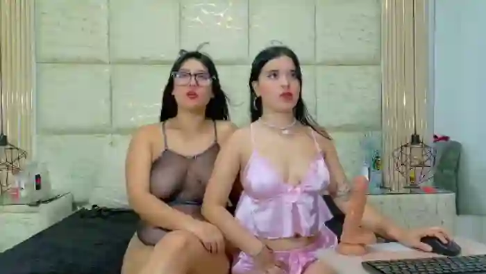 hanna-clare-and-kity-navas