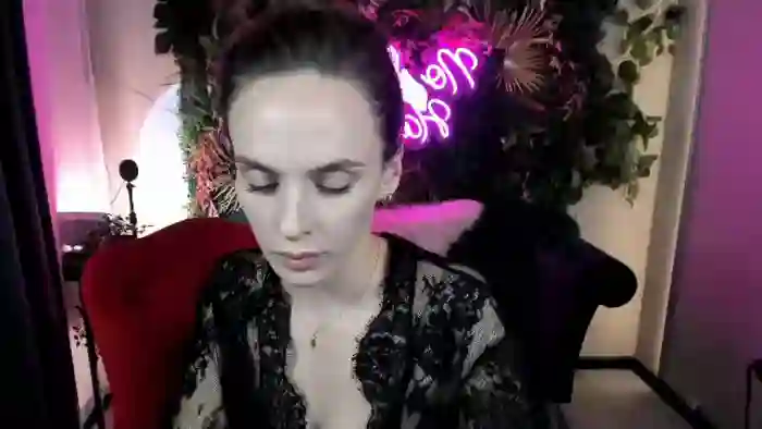 isabel-adams