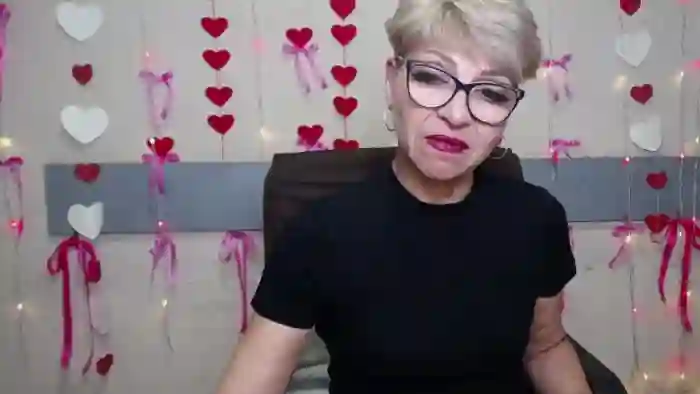 holly-incredible