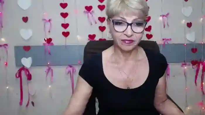 holly-incredible