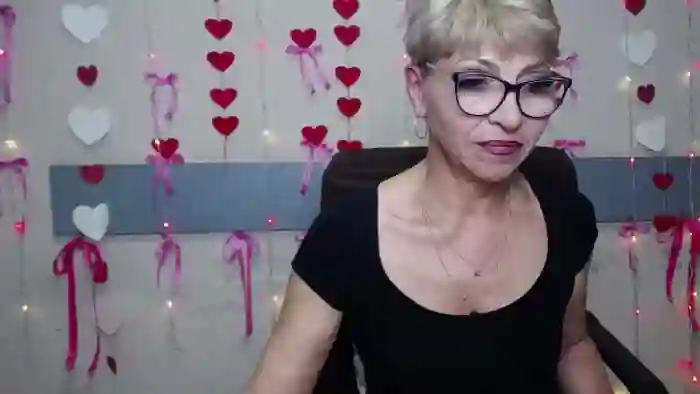 holly-incredible