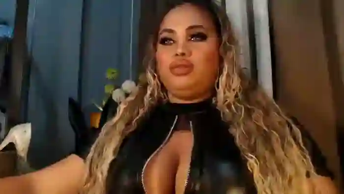 neomie-thompson
