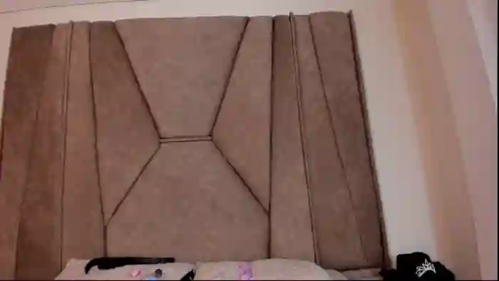 mia-and-eva-whatsson