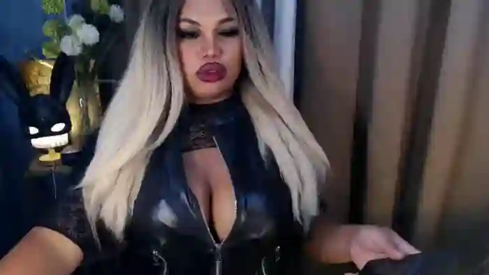 neomie-thompson