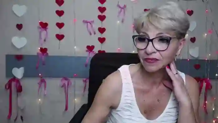 holly-incredible