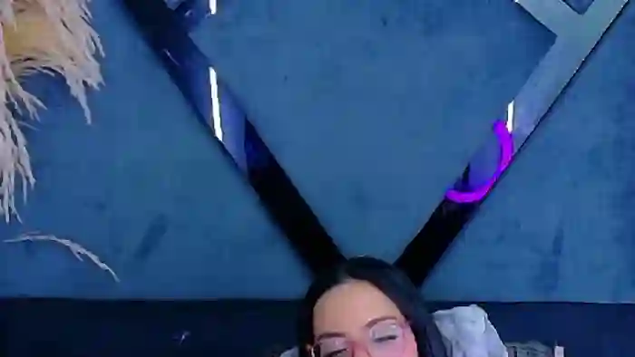 kylie-whitee