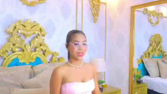 lucy-leah