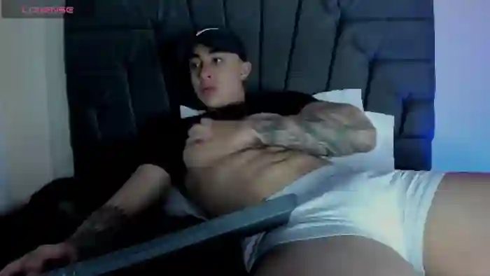 leo-erotic