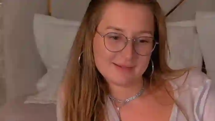 imogen-blare
