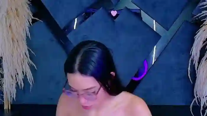 kylie-whitee