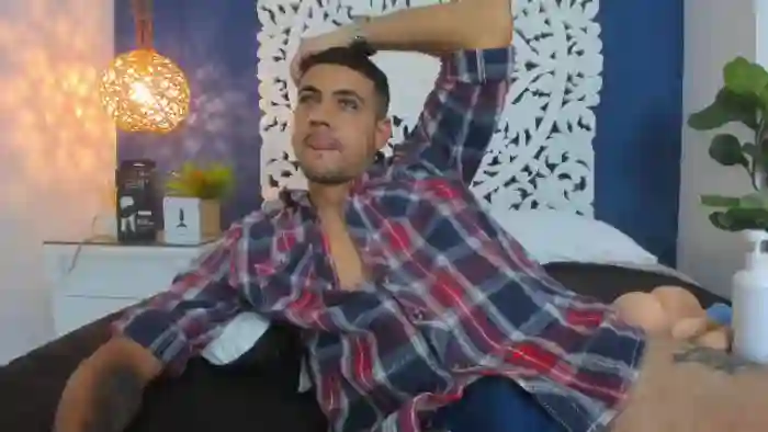 paul-riveraa