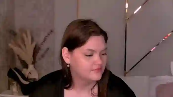 emily-hyde