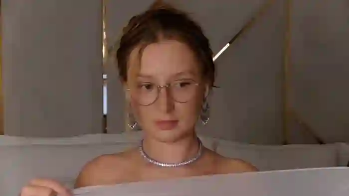 imogen-blare