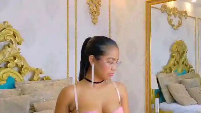 lucy-leah