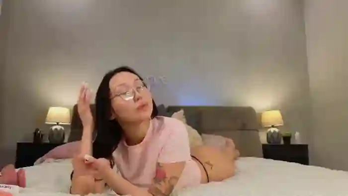 naomi-asian