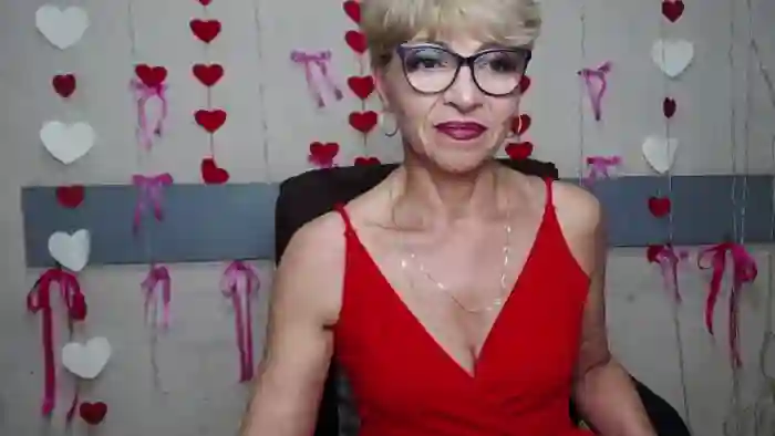 holly-incredible