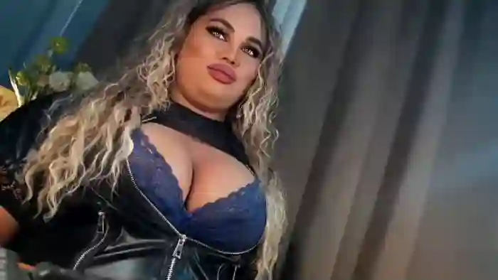 neomie-thompson