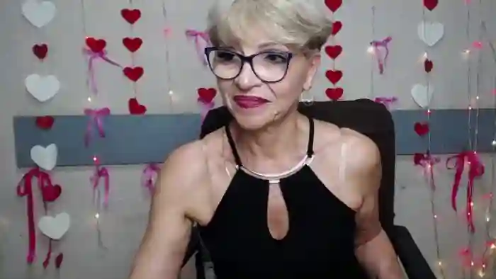holly-incredible