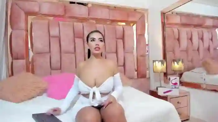 melanie-paz