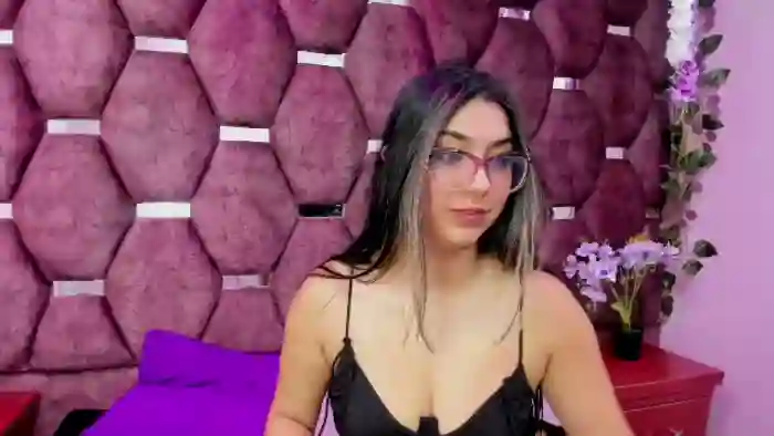 lucy-stonn