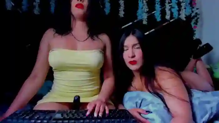 kiara-and-candace