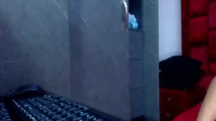 jazmin-flex-and-david-try