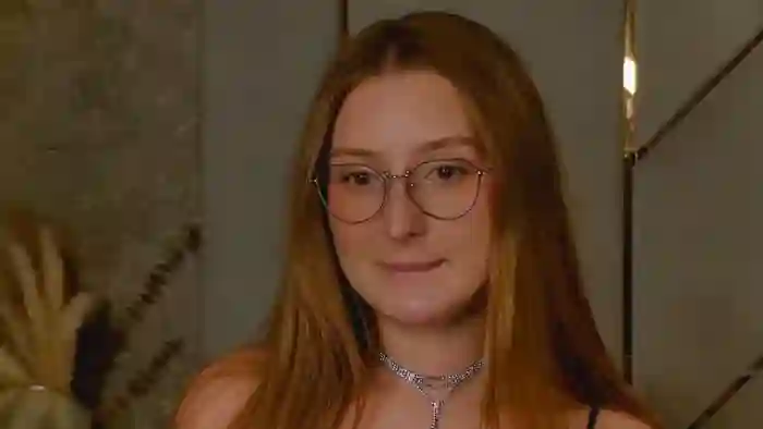 imogen-blare