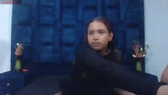 jazmin-flex-and-david-try