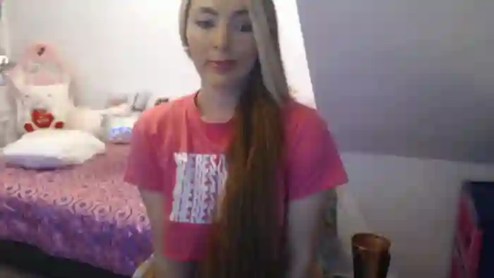 nicole-angeles