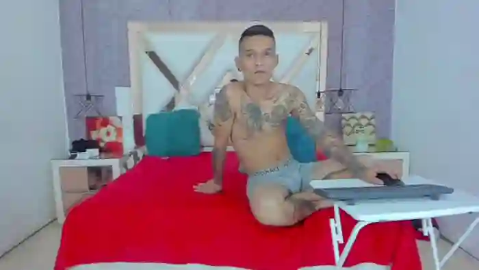 lussy-gomez-and-tomas-taylorr