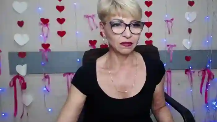 holly-incredible