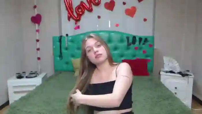 lara-cher