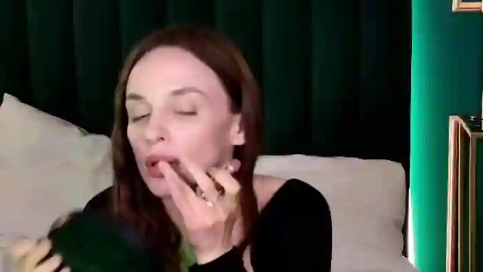 isabel-adams