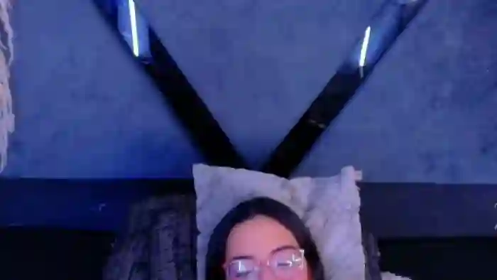 kylie-whitee