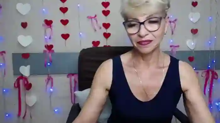 holly-incredible