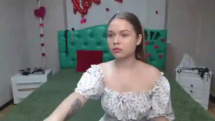 lara-cher